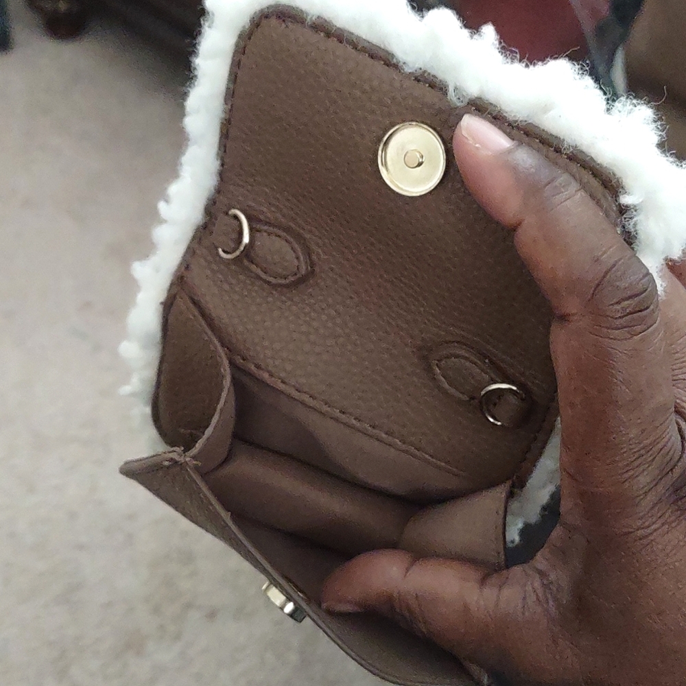ASPEN Reversible Leather & Shearling Carryall Tote & Wallet - Picture 8 of 17